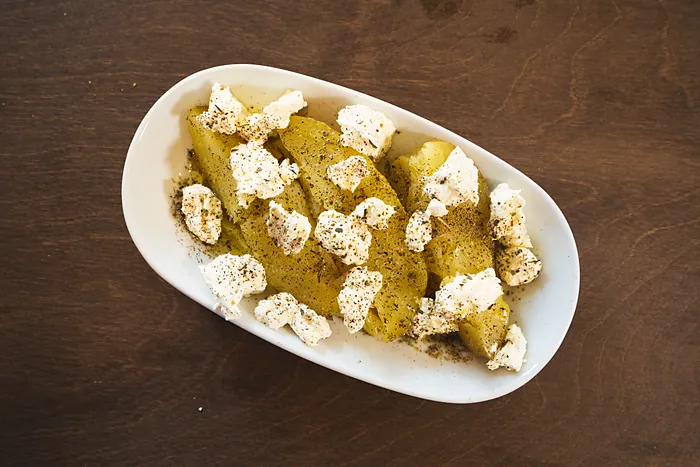 Πατάτα οφτή από πάνω